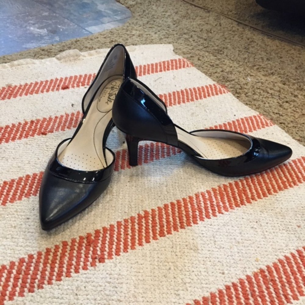 Dress shoes